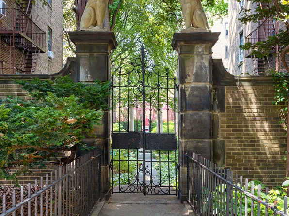 33-35 81st Street image 8 of 13