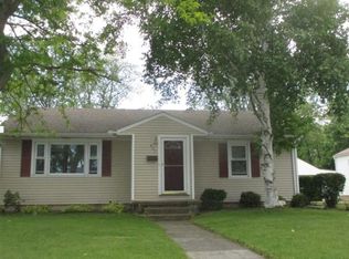 427 Buckingham Dr, Bellevue, OH 44811
