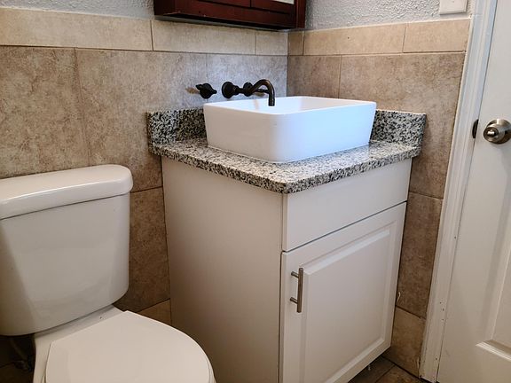 2nd image of 7505 Nectar Dr