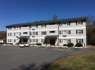 70 Princetonia Dr APT 11, East Flat Rock, NC 28726