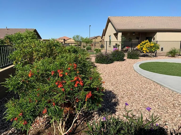 22407 W Morning Glory St — Photo 25