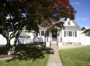 46 Weinmanns Blvd, Wayne, NJ 07470