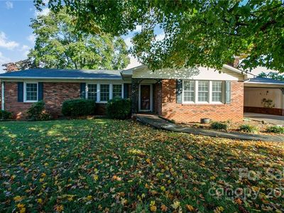 613 N Carolina Ave, Statesville, NC, 28677