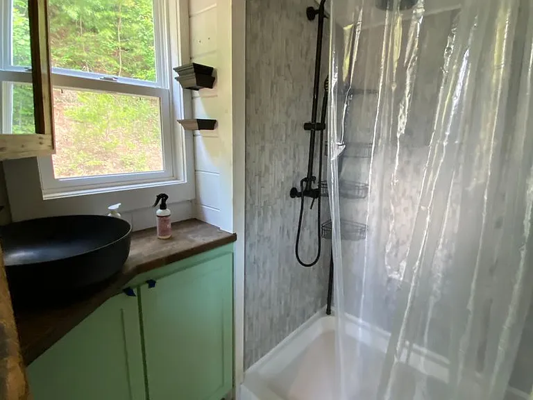 333 Evans Rd — Photo 2