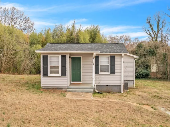 5 Bagwell Ave, Greenville, SC 29611