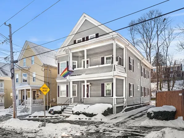 27 Dunlap St #3, Salem, MA 01970