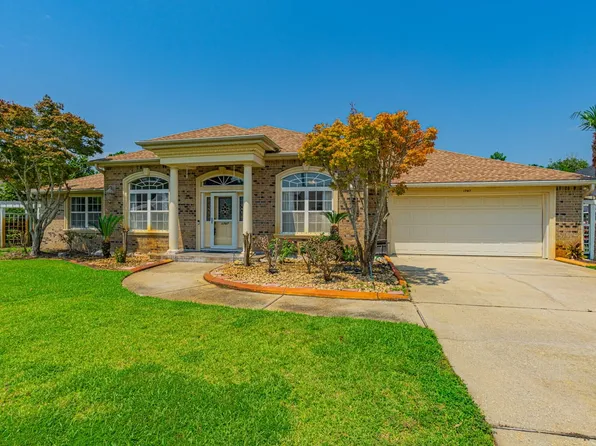 1787 Brooke Beach Dr, Navarre, FL 32566