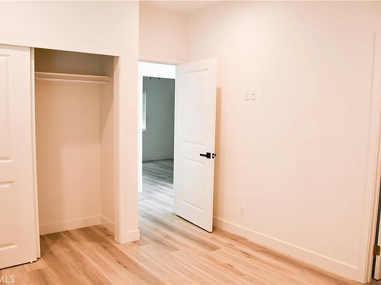 994 Valencia St #101 — Photo 22