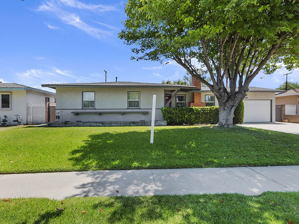 1st image of 1942 W Cerritos Ave