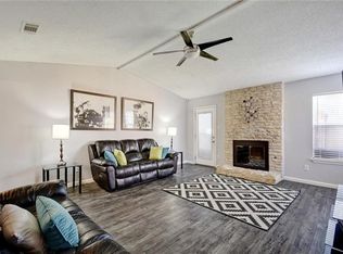 7500 Islander Dr, Austin, TX 78749