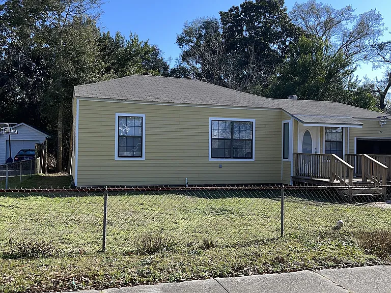 122 Brandon Ave — Photo 17