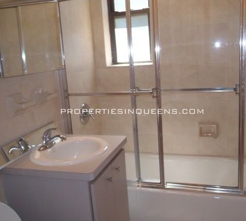 5th image of 10311 68th Dr APT 3L
