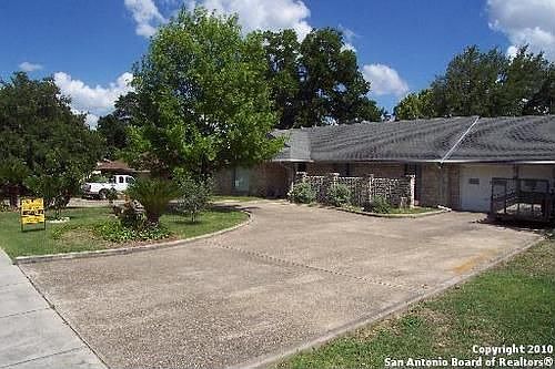 1st image of 2710 Hopeton Dr