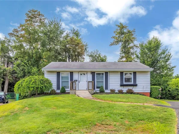 617 Blueberry Rd, Monroeville, PA 15146