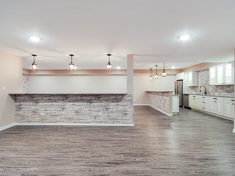 24833 Winterberry Ln — Photo 32