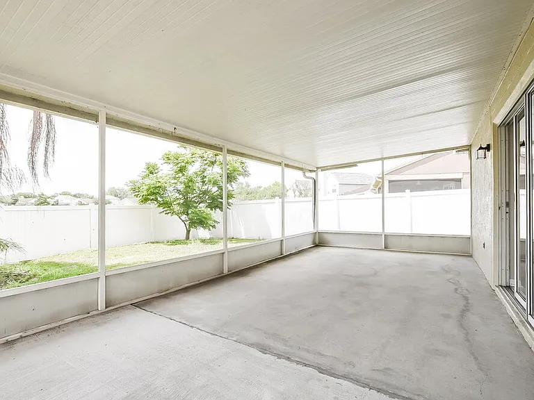 8562 Fort Thomas Way — Photo 9