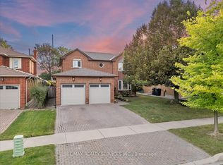 18 Corkett Dr, Brampton, ON L6X 3H7