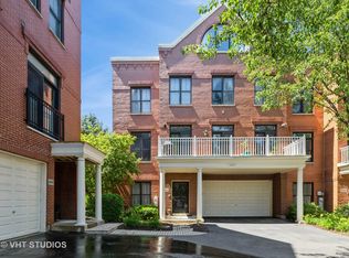 1867 Admiral Ct, Glenview, IL
