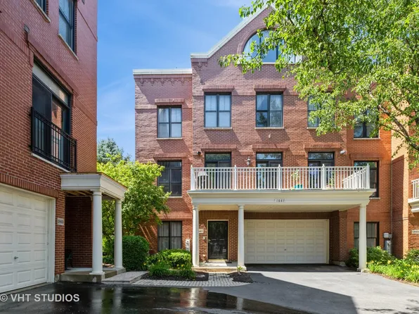 1867 Admiral Ct, Glenview, IL 60026