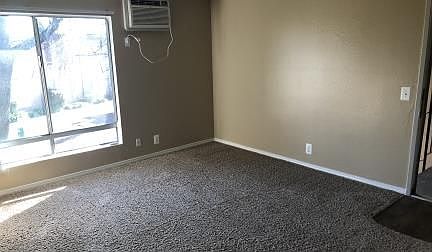 5th image of 10401 Rockingham Dr APT 28