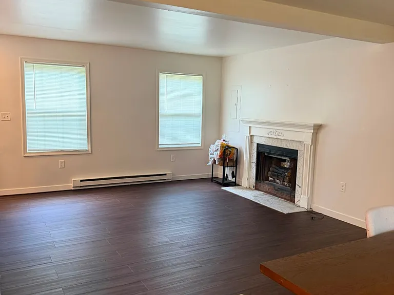 8866 Chipmunk Ln — Photo 6