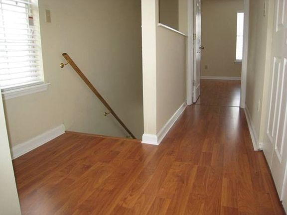 4th image of 2676 Tess Cir