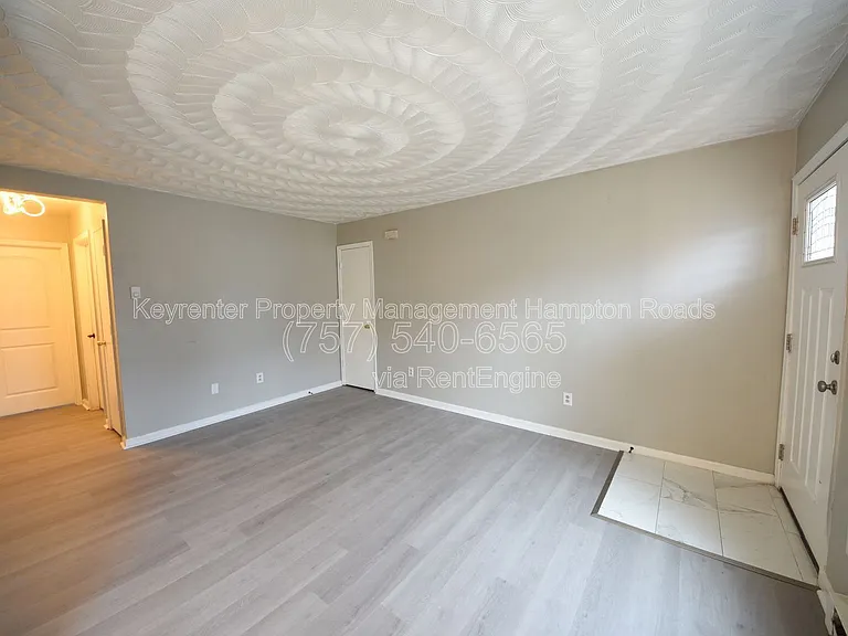 405 Clifton St #A — Photo 8