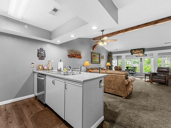 2nd image of 200 Golf View Drive #12 BLDG D