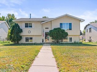 2146 Ross Ave E, Saint Paul, MN 55119