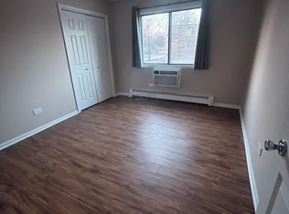12809 Carriage Ln APT 6, Midlothian, IL 60445