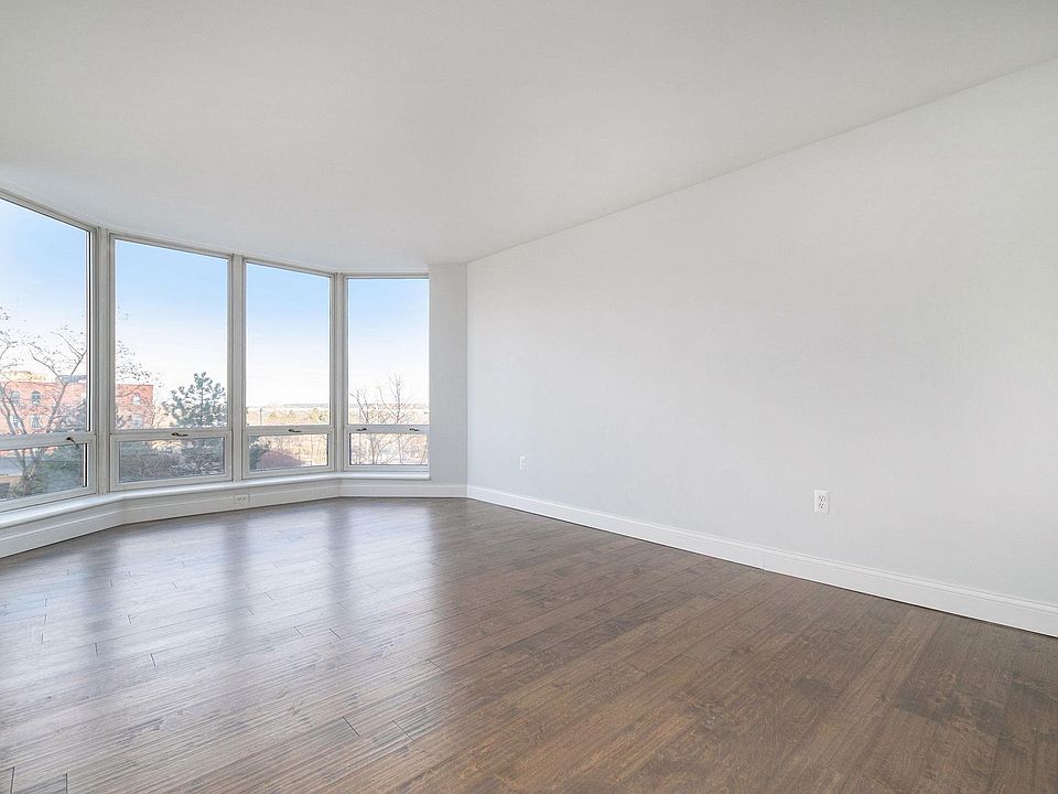 1st image of 250 E Harbortown Dr #505