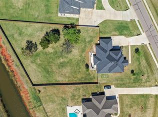 22297 Forester Ln, Edmond, OK 73025