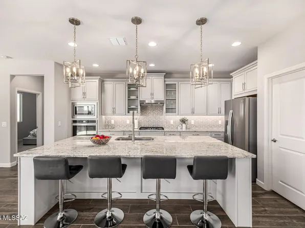 5566 W Lazy Farm Dr, Tucson, AZ 85742
