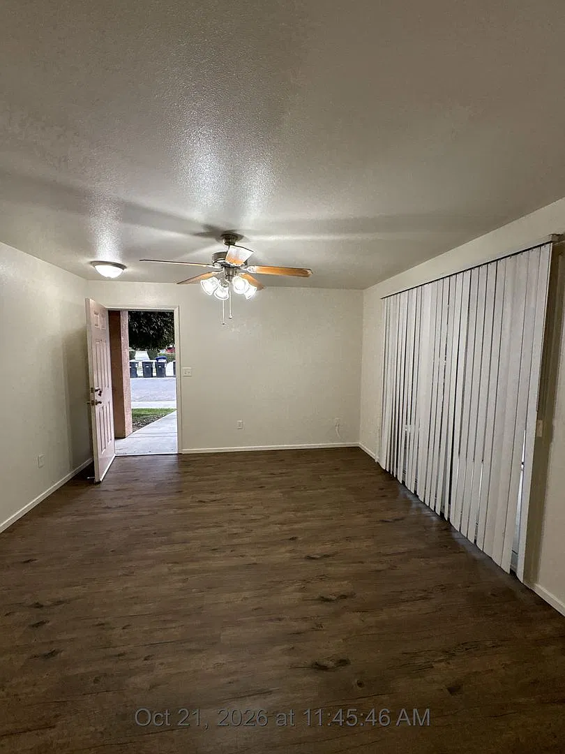 2500 — Photo 2