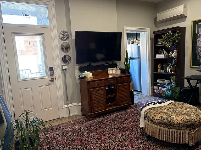 257 Church St #2 — Photo 5