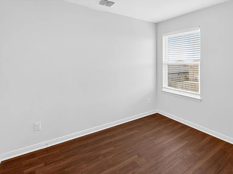 3819 Leighton Hbr — Photo 17