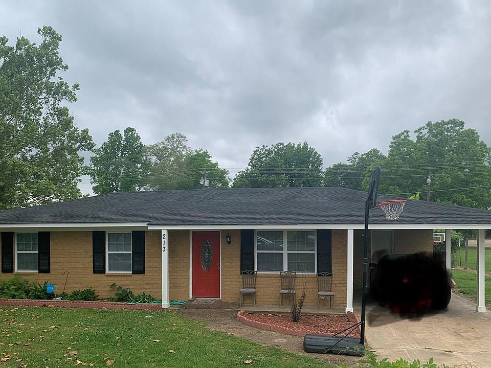 1st image of 213 Claude St