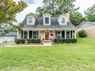 6413 Autumn Ridge Dr, Mobile, AL 36695