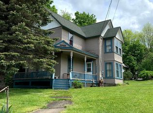 26 Cushman St, New Berlin, NY 13411