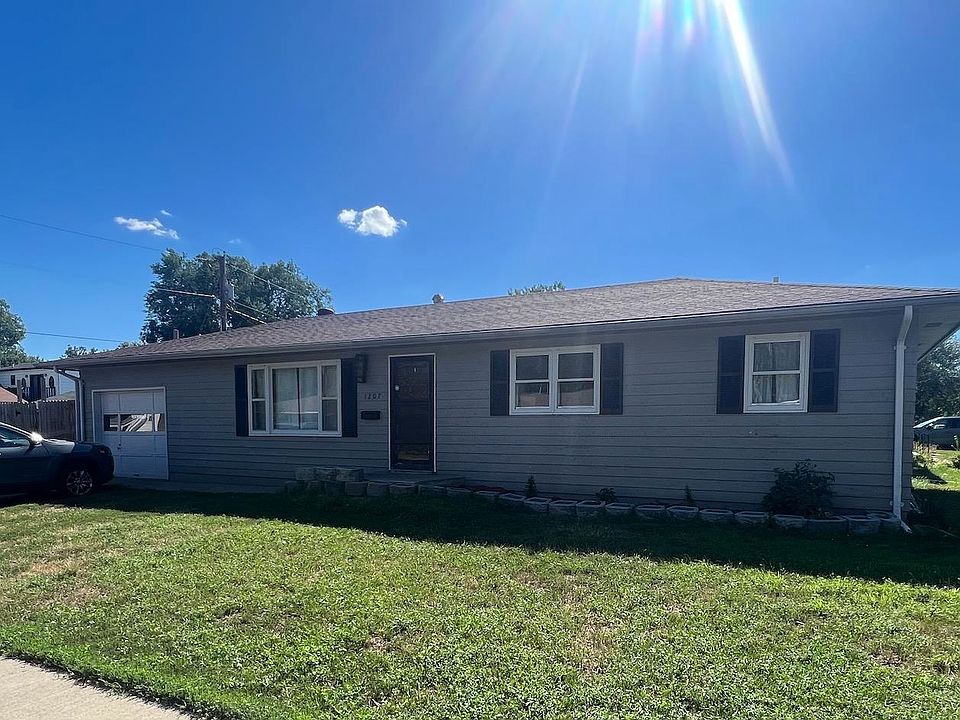 1st image of 1207 Peninah St