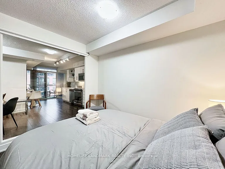 525 Adelaide St W #1620 — Photo 20