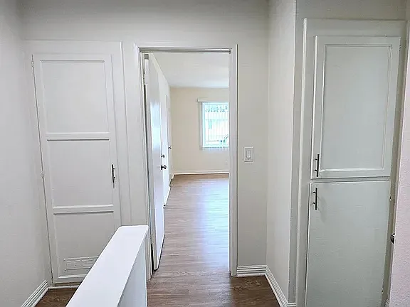 2 bed, 1000 sqft, $2,895 — Photo 4