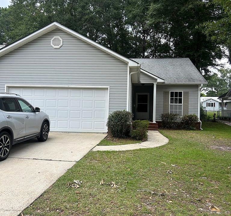 1st image of 107 Cumberland Dr