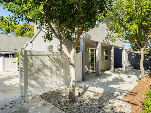 3938 S Victoria Ave, Los Angeles, CA 90008
