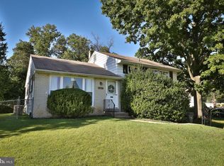 2735 Rossiter Ave, Roslyn, PA 19001