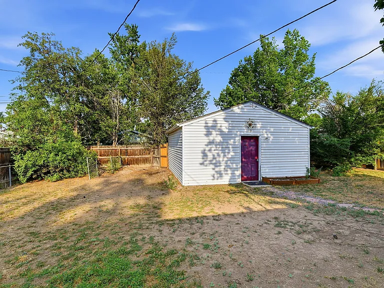 1200 Spruce St — Photo 32