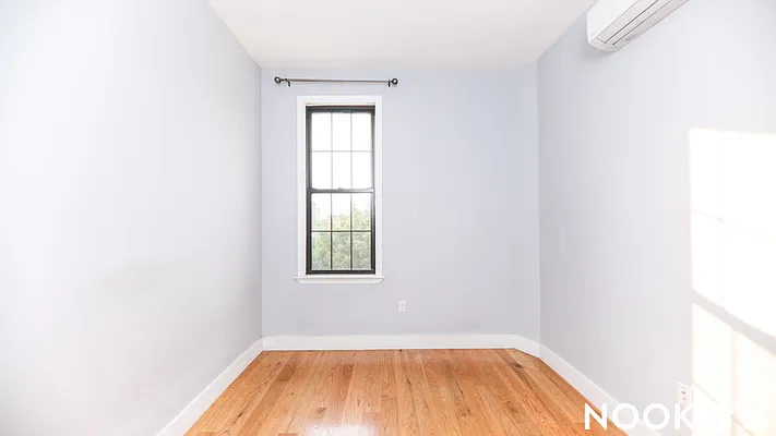 Rented by Nooklyn NYC LLC | media 24