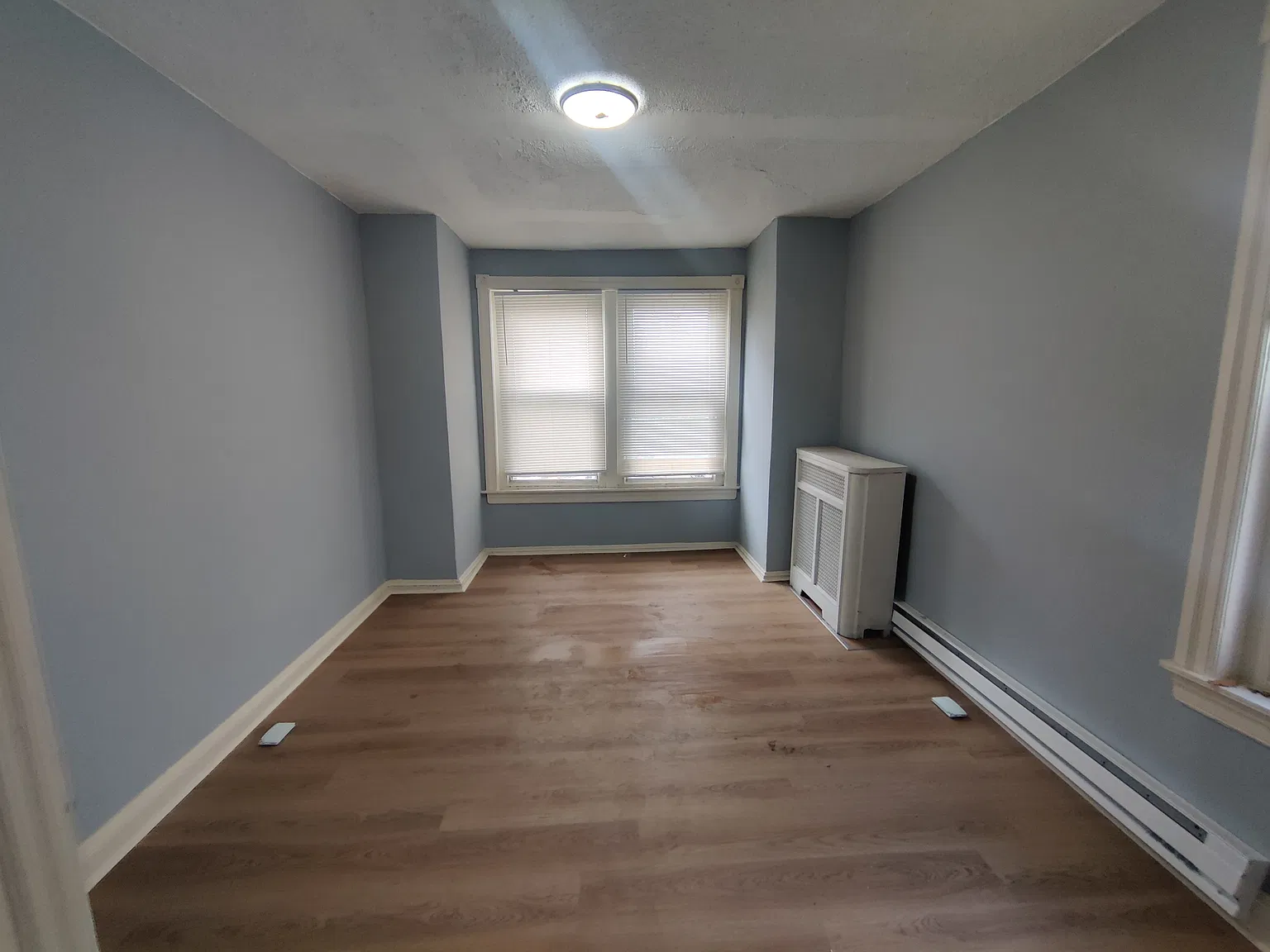 4 bed, 1550 sqft, $2,400 — Photo 2