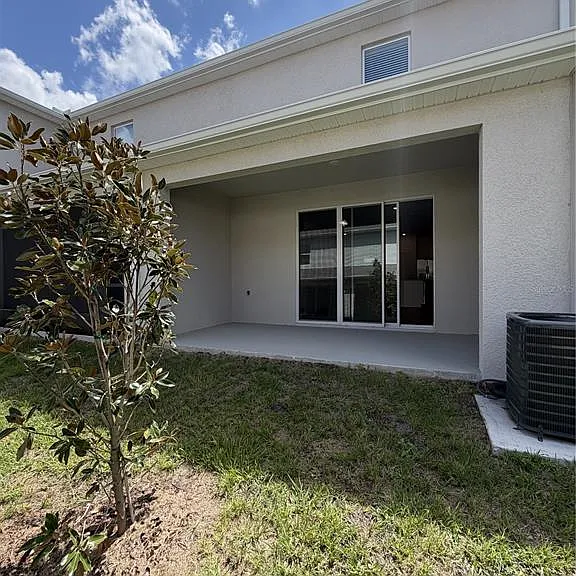 2569 Olympic Ct — Photo 12