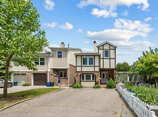 23 Natalie Ct S, Markham, ON L3P 3T5